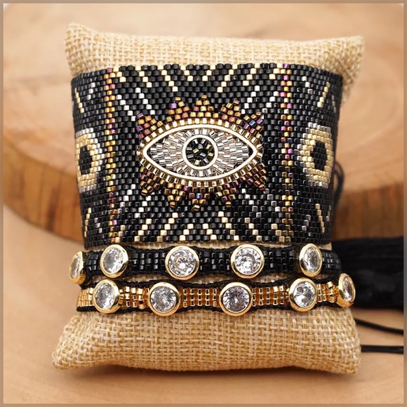 ✨JUST IN✨ Lucky Evil Eye Bracelet Set - Picture 2 of 5